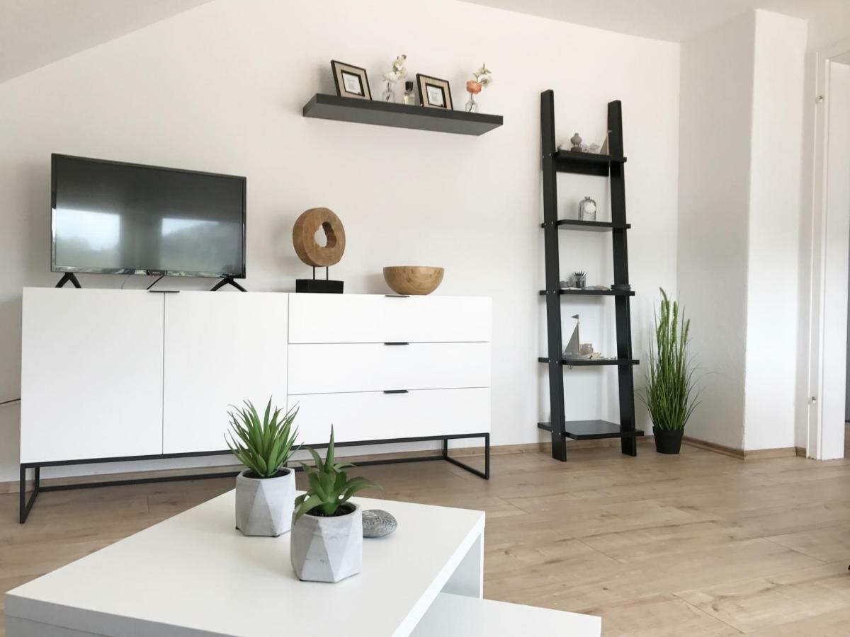 Zollernalb-Apartment อัลบ์ชตัดท์ ภายนอก รูปภาพ