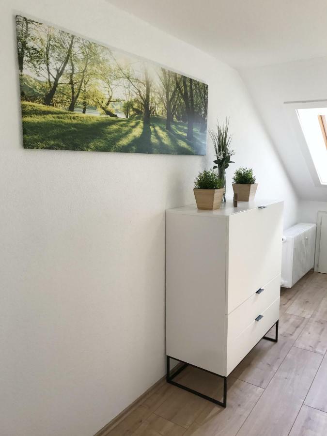 Zollernalb-Apartment อัลบ์ชตัดท์ ภายนอก รูปภาพ