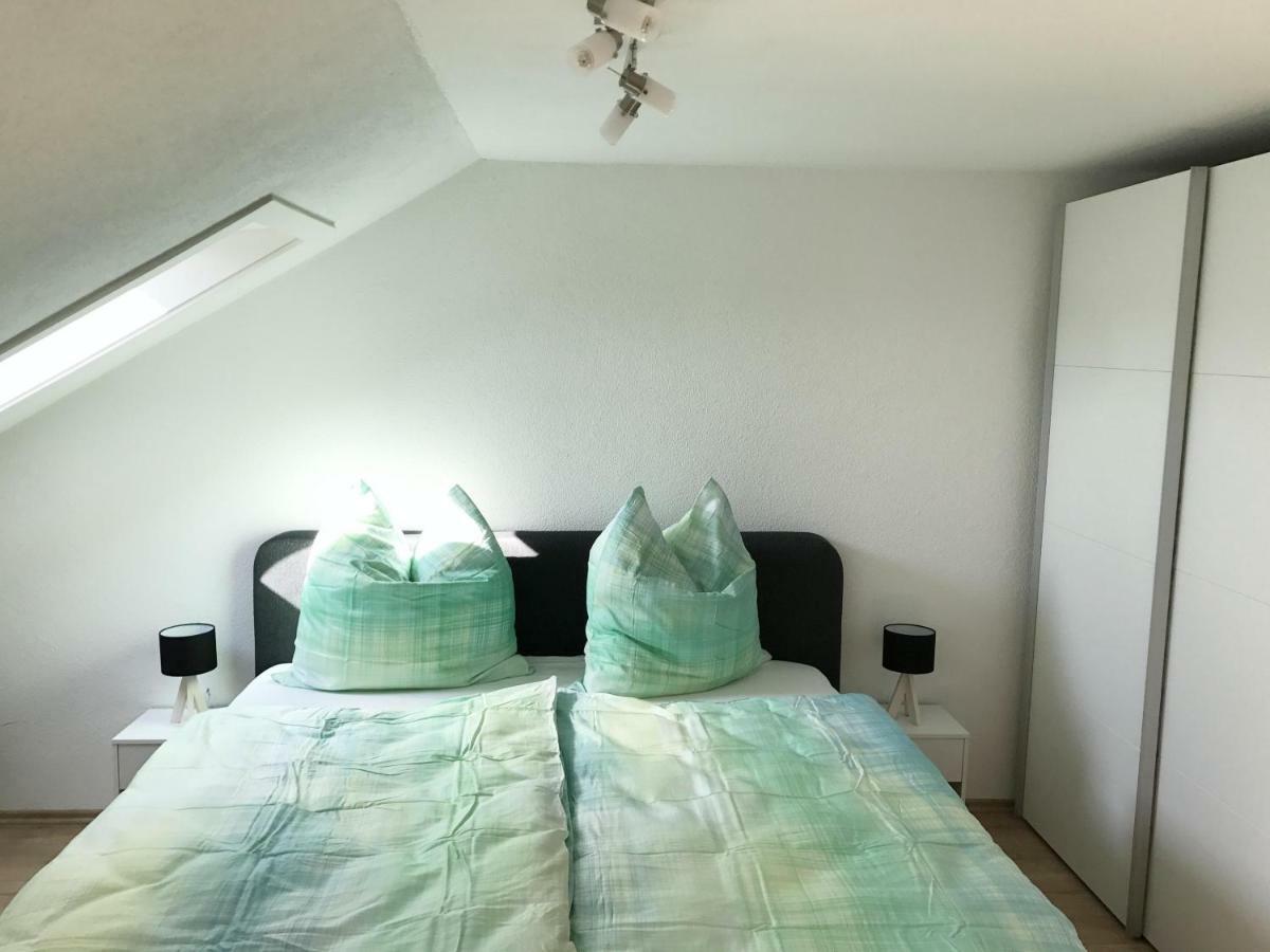 Zollernalb-Apartment อัลบ์ชตัดท์ ภายนอก รูปภาพ